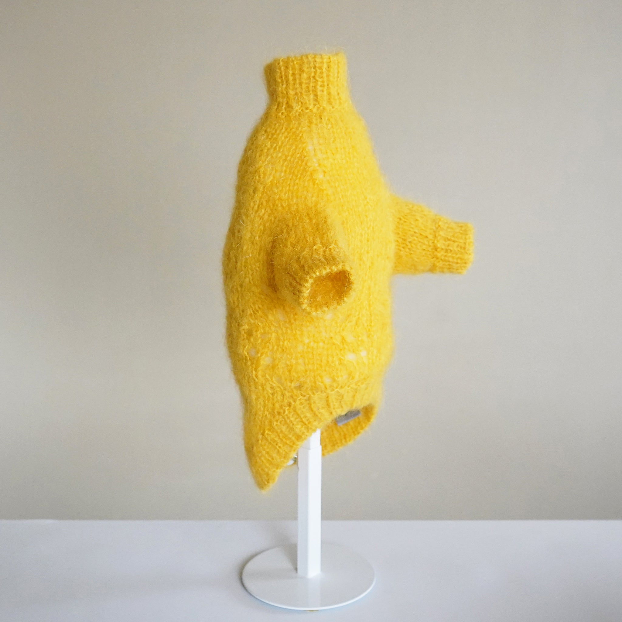 openwork sweater 001