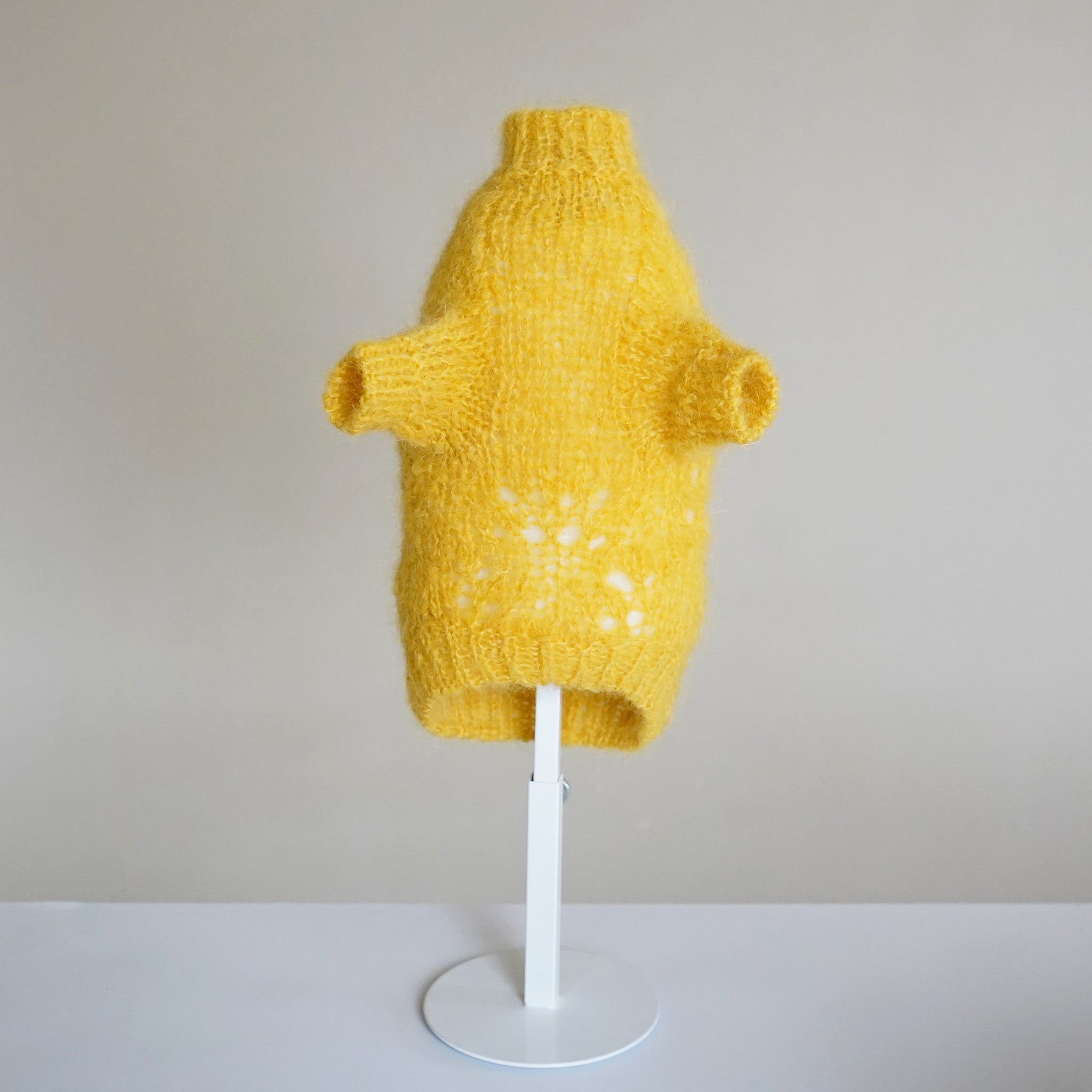 openwork sweater 001